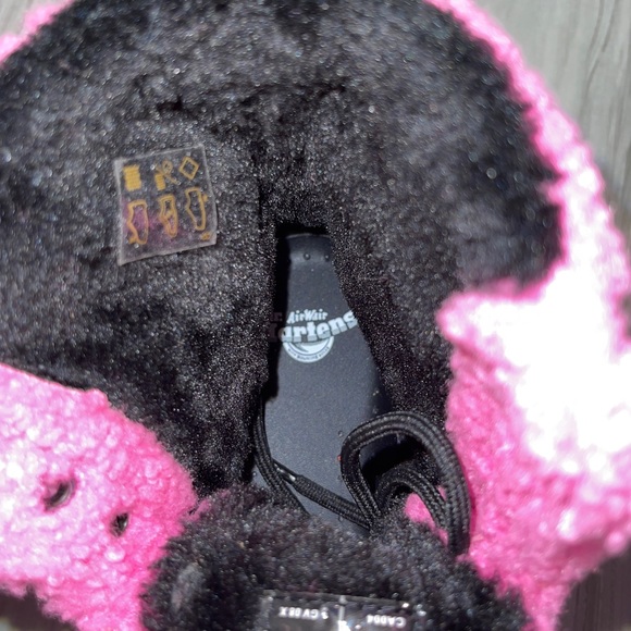 DR MARTENS 1460 PASCAL WOMEN'S FAUX SHEARLING BOOTS NWOT - Picture 9 of 9